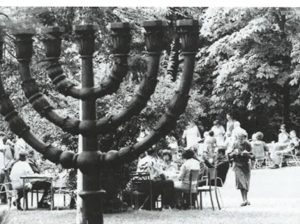 Feste_La Charmille_Foto_Jüdisches_Medien_Archiv.jpg